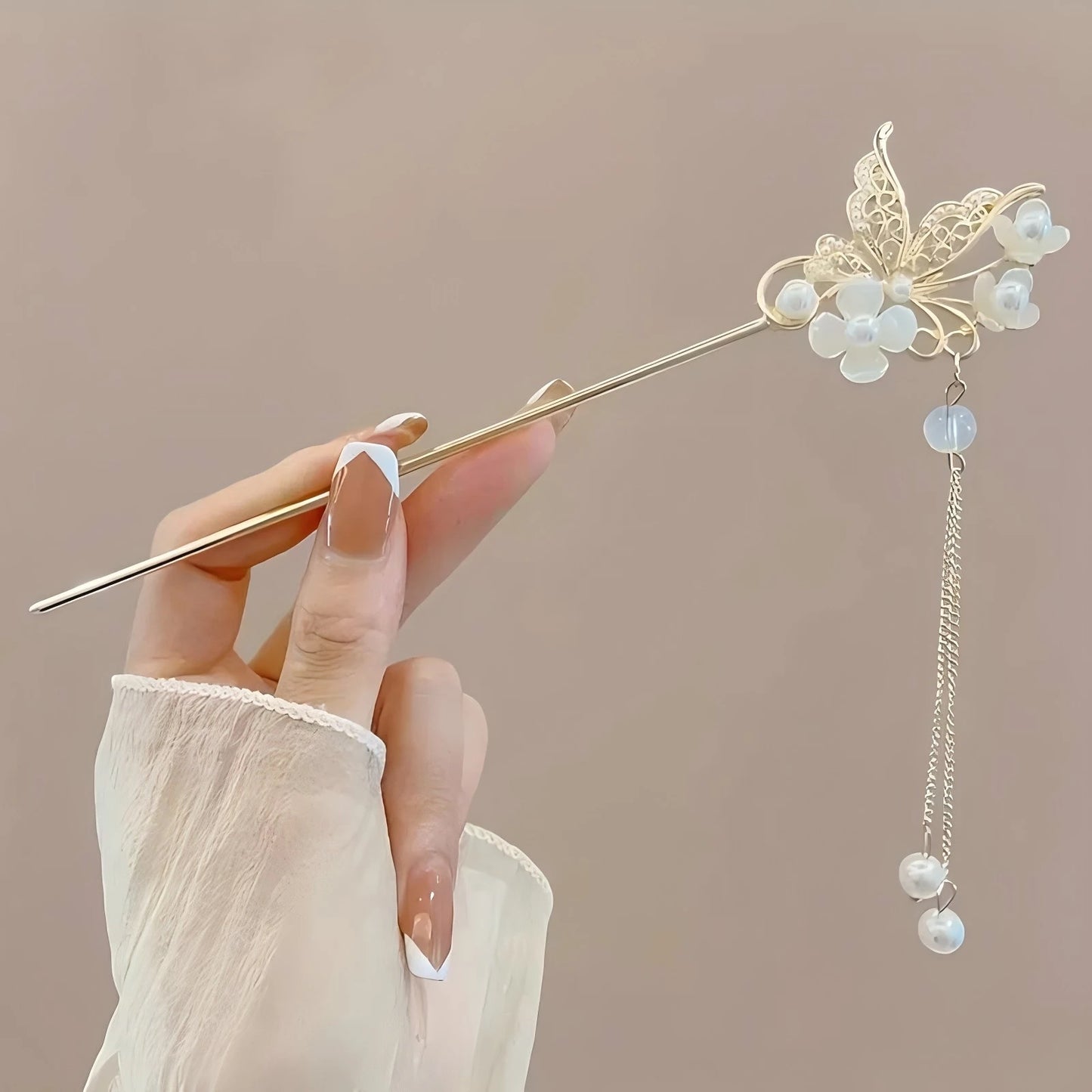 Traditional Chinese Style Floral Hair Stick | Elegant Tassel Hairpin Jewelry | D'AuraHaven